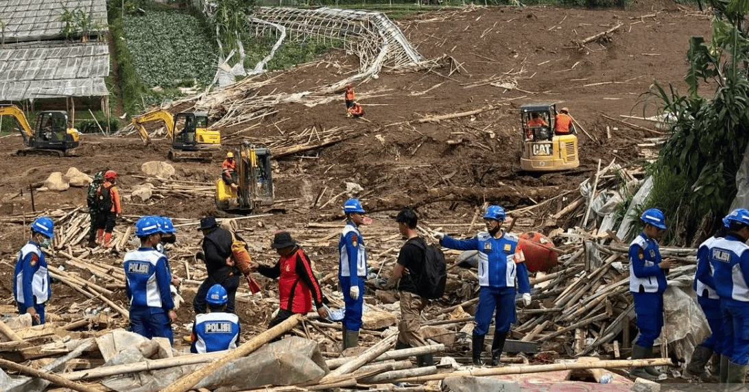 80 Korban Longsor Cisarua Ditemukan, Baru 58 Berhasil Diidentifikasi